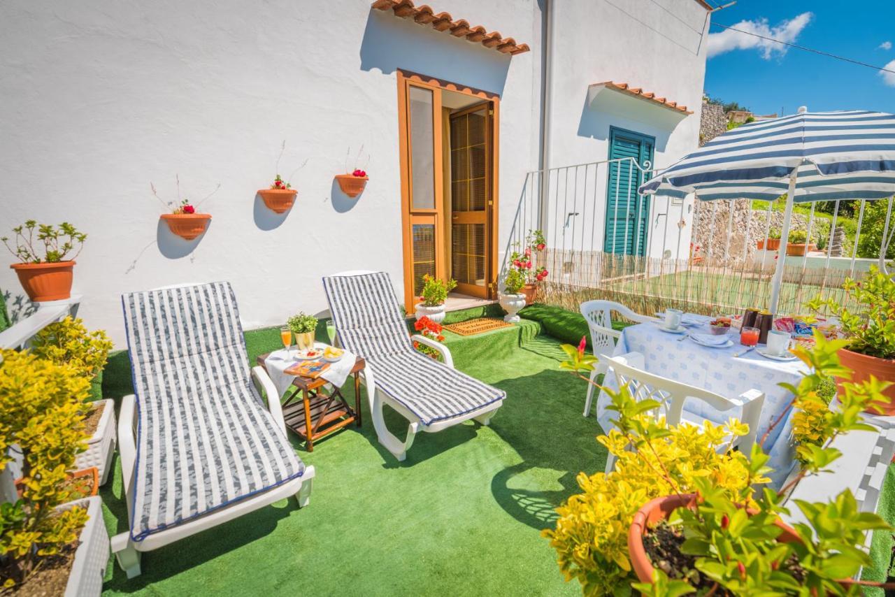 Casa Enzo Con Vista Mare Leilighet Amalfi Eksteriør bilde