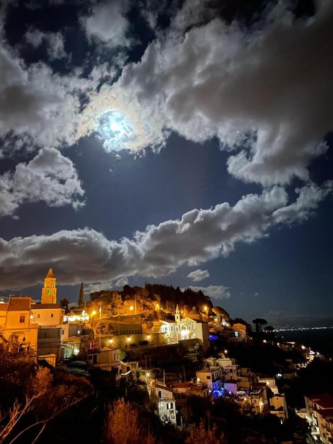 Casa Enzo Con Vista Mare Leilighet Amalfi Eksteriør bilde