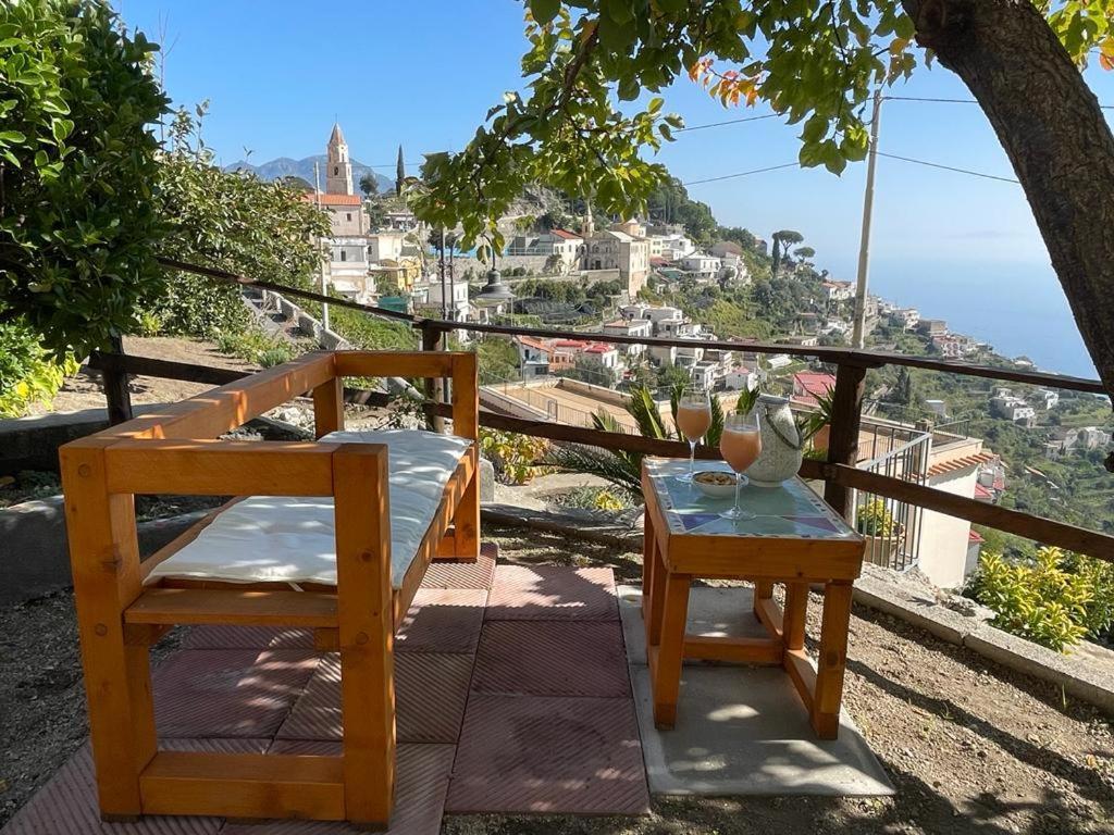 Casa Enzo Con Vista Mare Leilighet Amalfi Eksteriør bilde